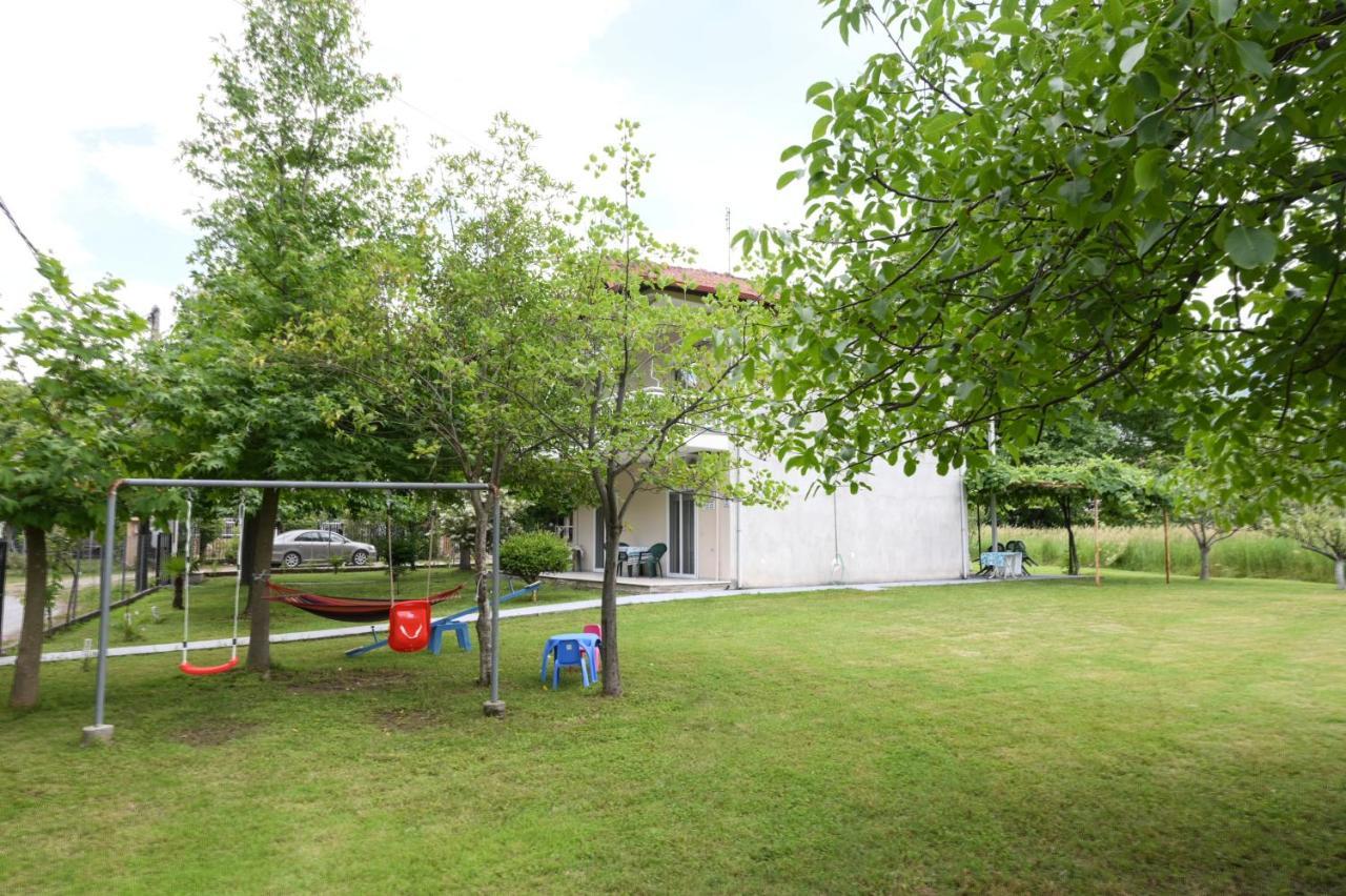 Apartment Prionas *